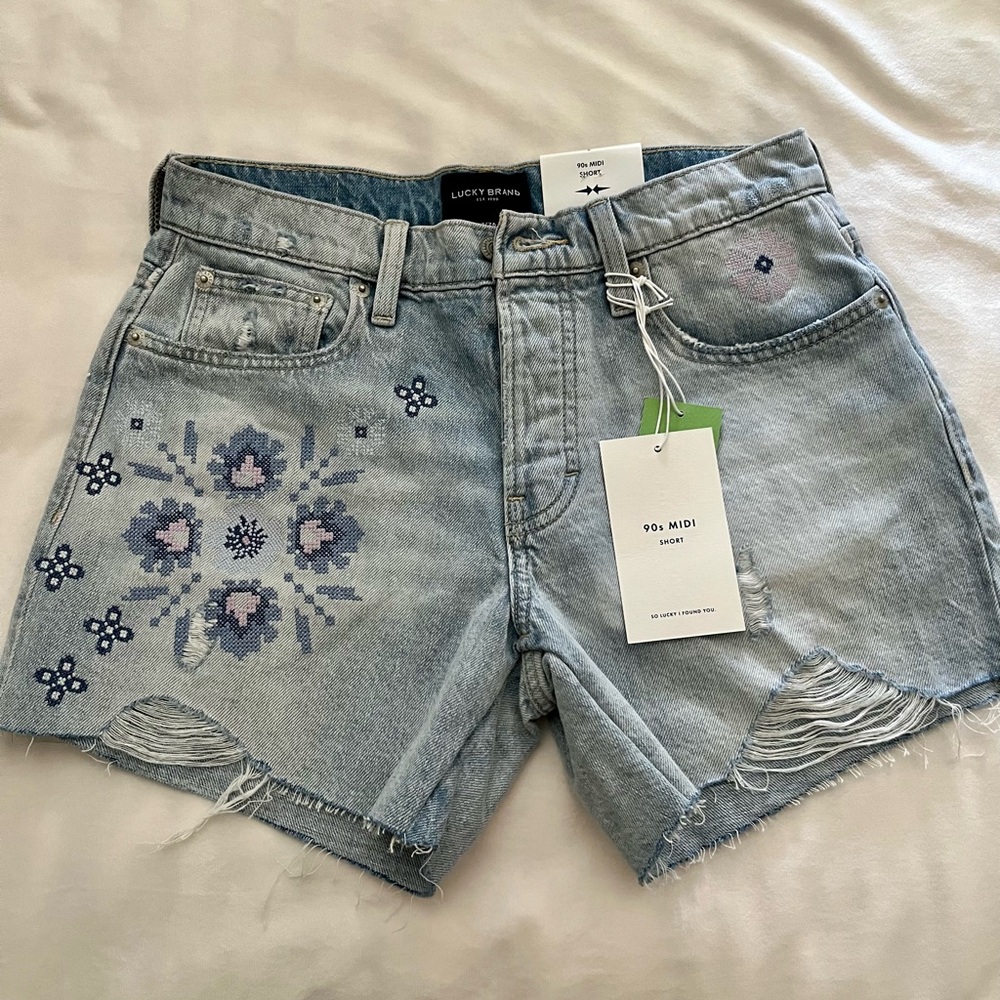 Embroidered Lucky brand jean shorts